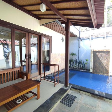 Villa Sahabat Гили Траванган Экстерьер фото