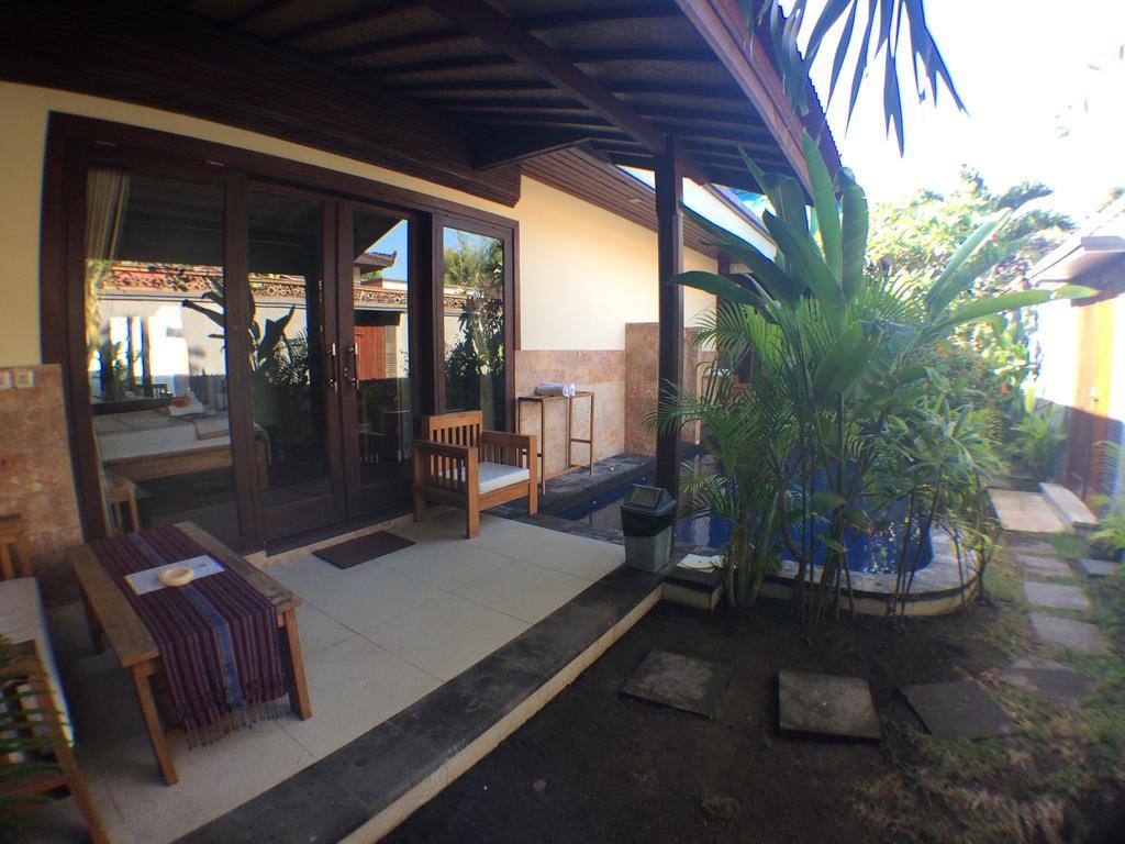 Villa Sahabat Гили Траванган Экстерьер фото