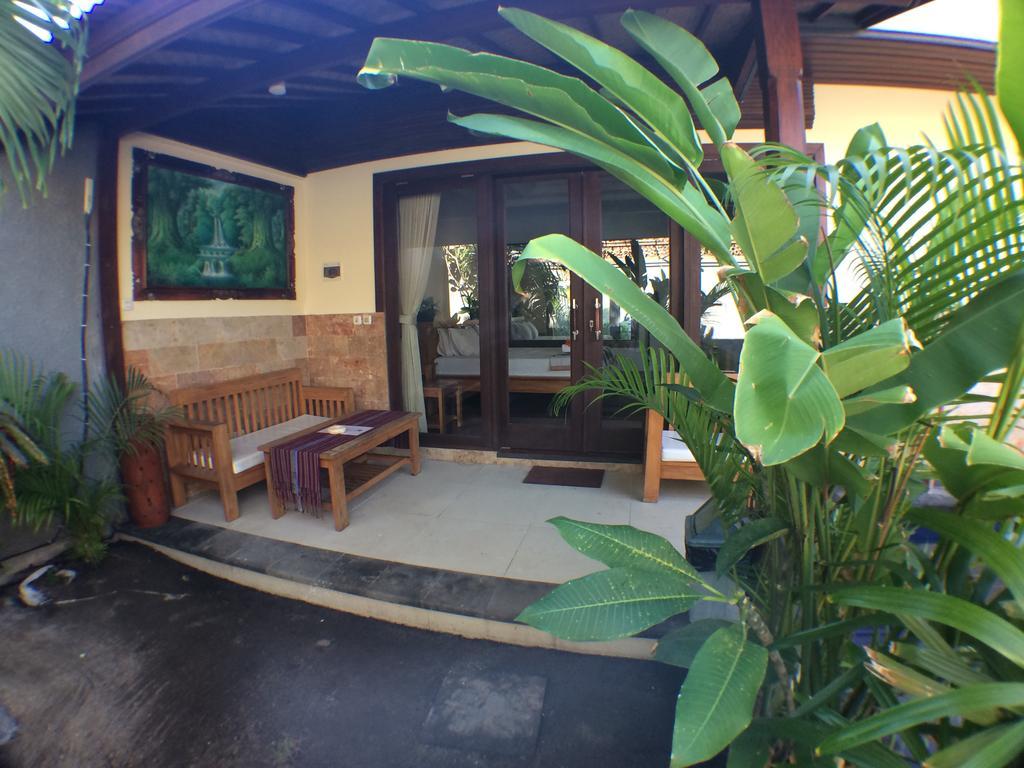 Villa Sahabat Гили Траванган Экстерьер фото