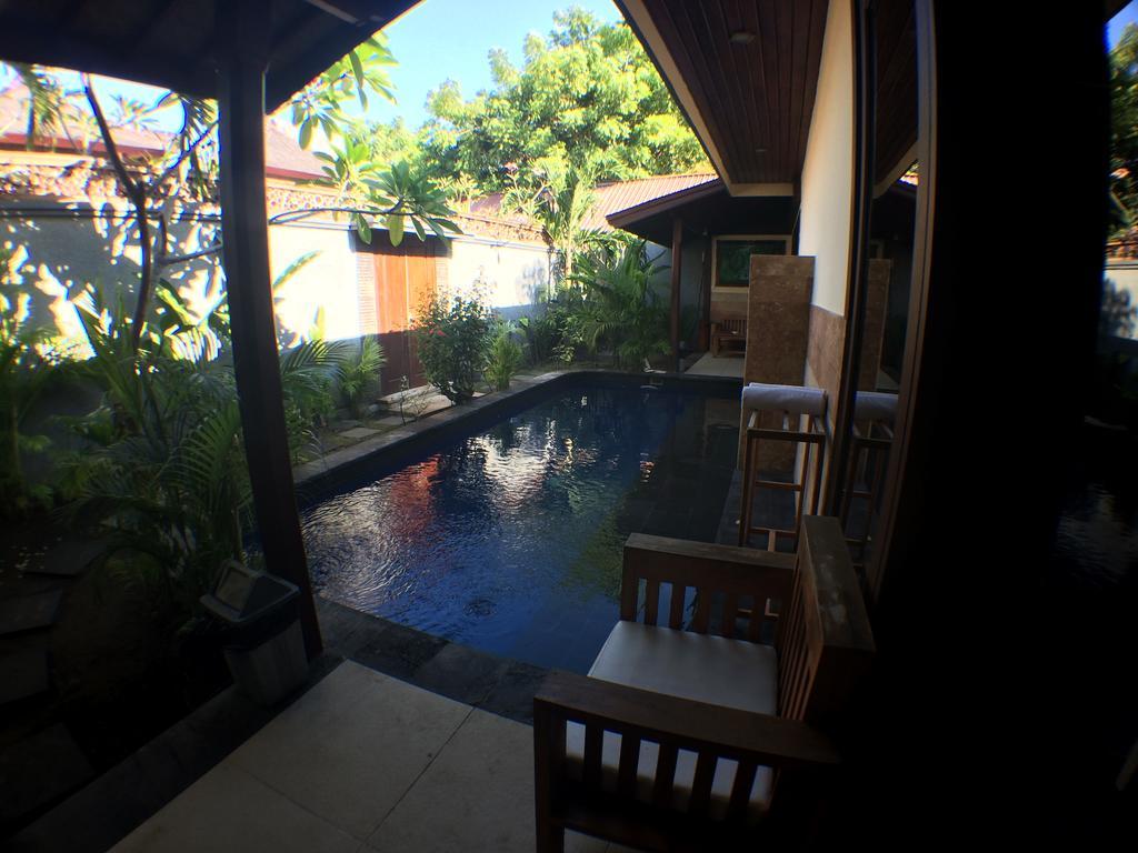 Villa Sahabat Гили Траванган Экстерьер фото