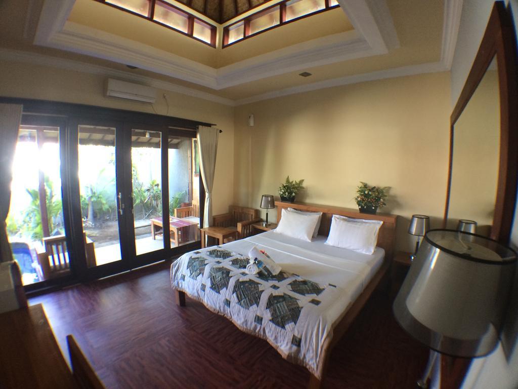 Villa Sahabat Гили Траванган Экстерьер фото